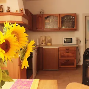 https://ferienhaus-muhlberg.dresdenhotels.net